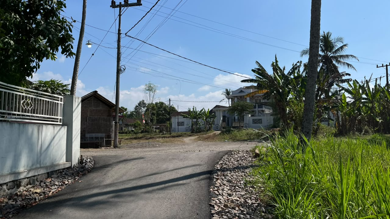 batas barat desa suger lor.png